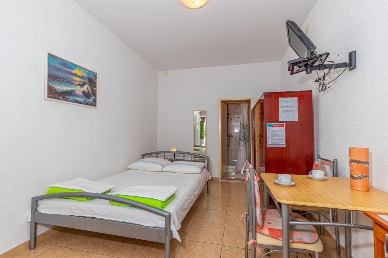 Apartmani Loki Dramalj Kültér fotó