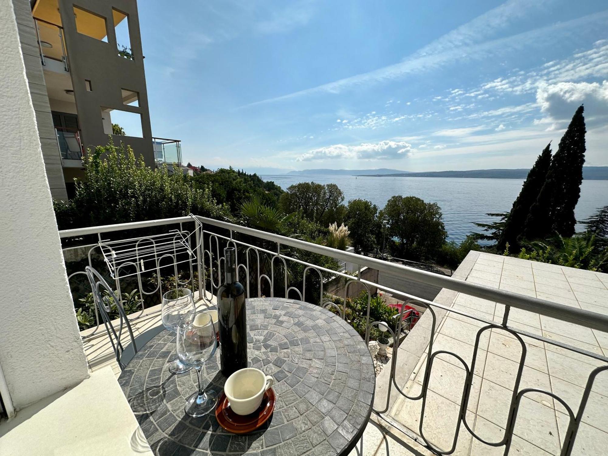 Apartmani Loki Dramalj Kültér fotó