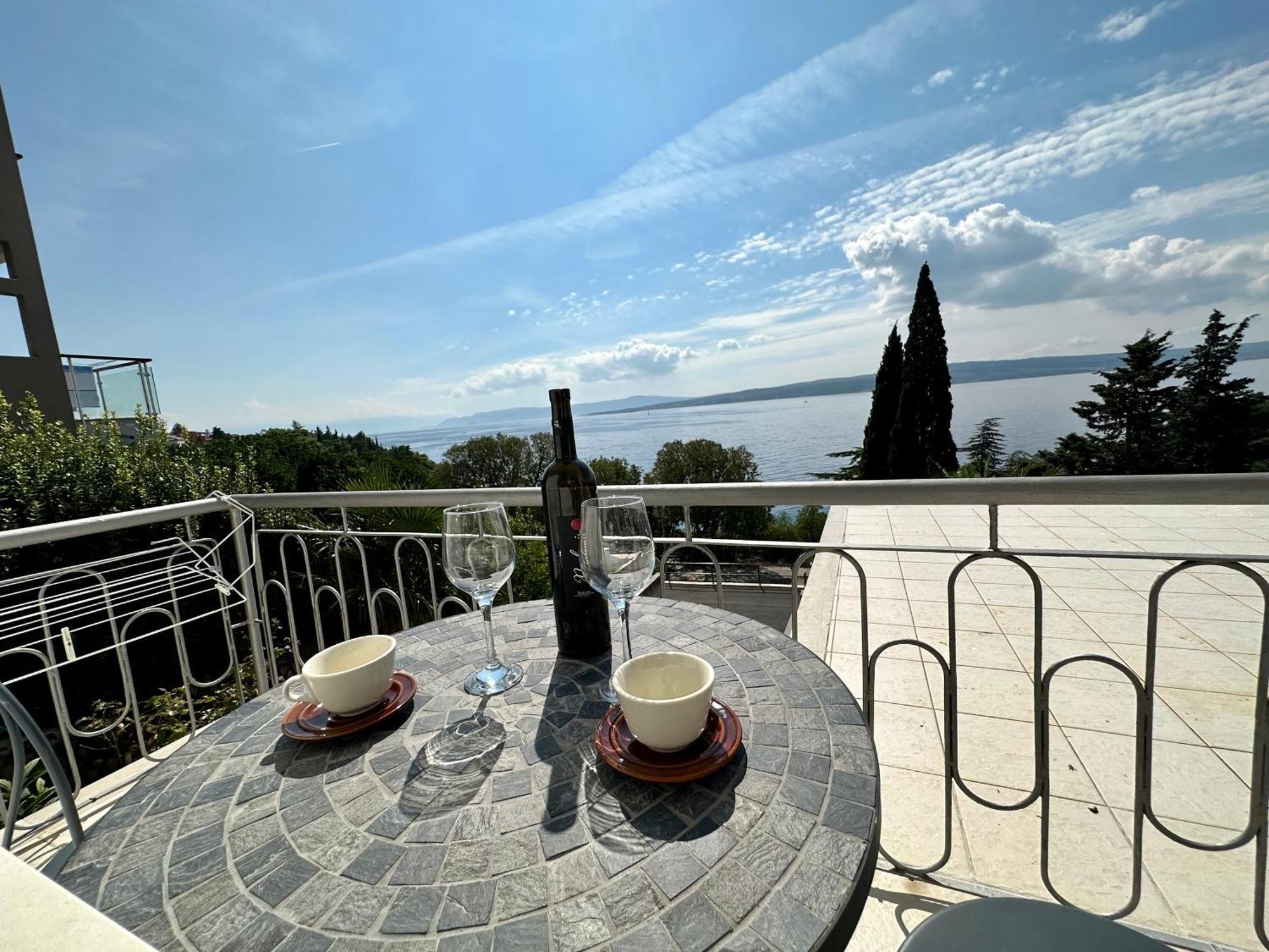 Apartmani Loki Dramalj Kültér fotó